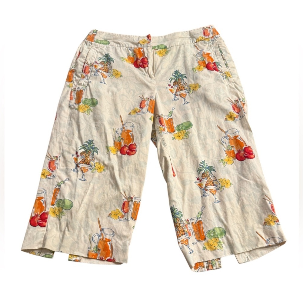 Tommy Bahama Women’s Size 4 Off White Bermuda Shorts All Over Print Cocktail